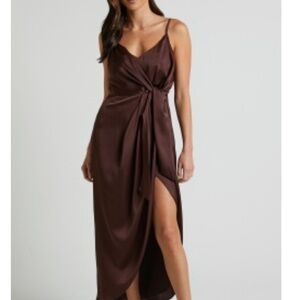 Showpo Katie Dress in Chocolate